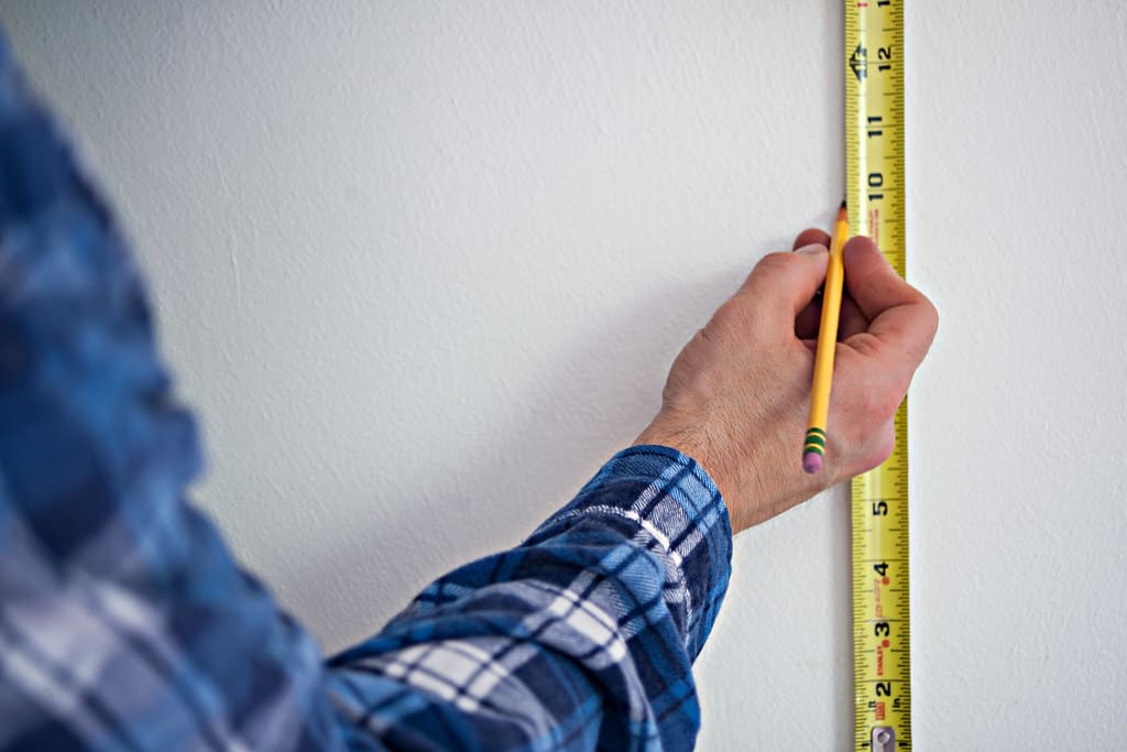 Высота проверка. To measure. Measuring Room. Measure High Wall. Pencil and measuring.