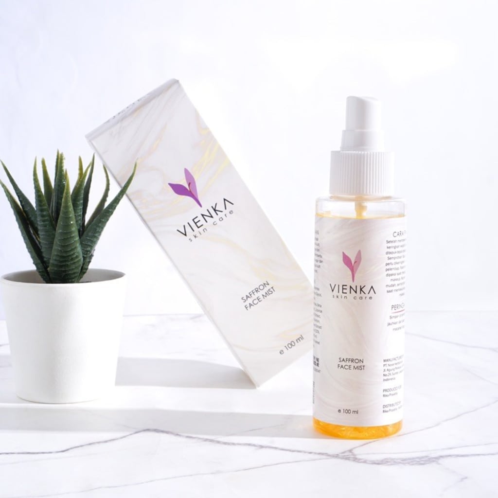 13 Rekomendasi Face Mist Terbaik di Indonesia (Terbaru 2021)