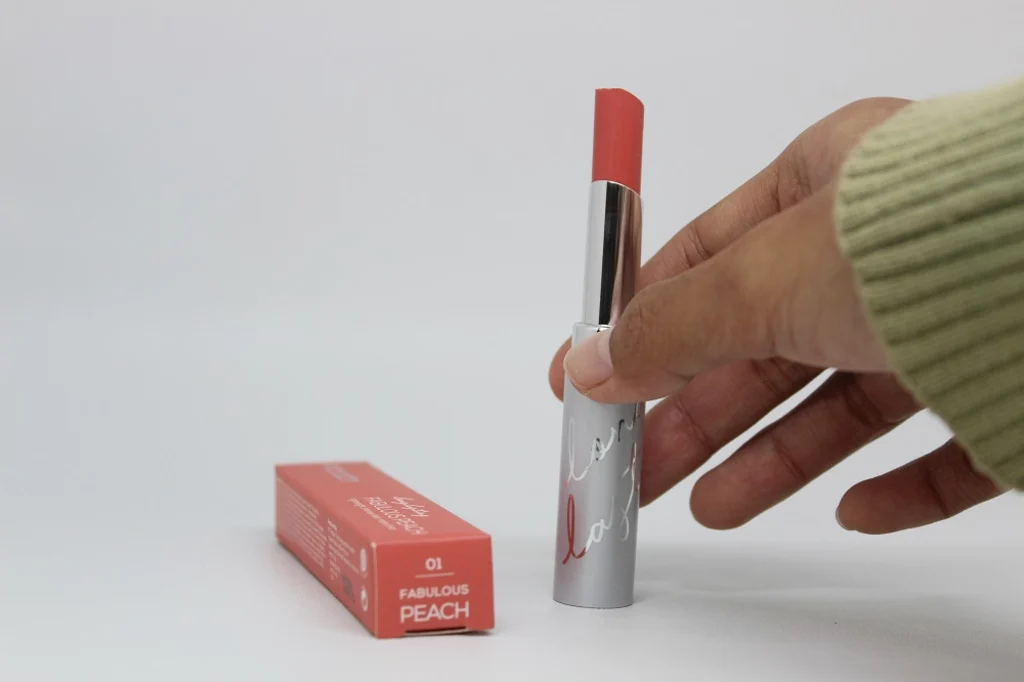 7 Merk Lipstik yang Tahan Lama Terbaik, Awet, dan Tidak Mudah Luntur Saat Digunakan Terbaru Tahun 2023