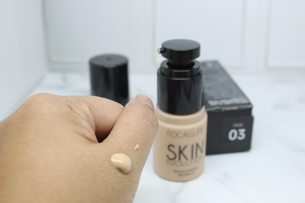 14 Review Foundation yang Bagus & Terbaik 2023