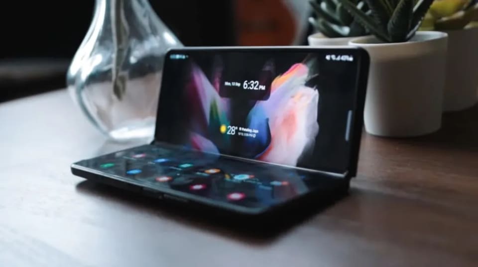 Samsung Galaxy Z Fold - Makes Photography easier