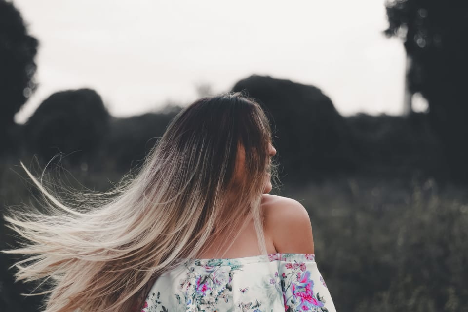 10 Model Baju Sabrina Terbaru yang Cantik di indonesia 2024