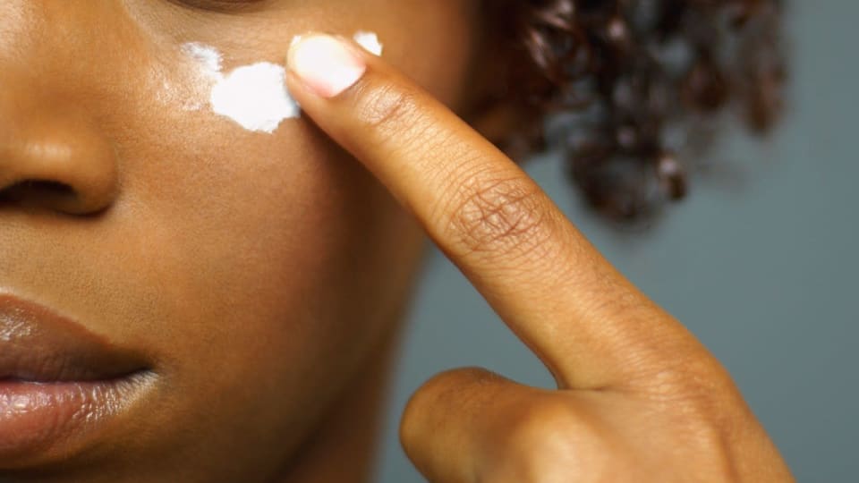 11 Rekomendasi BB Cream untuk Kulit Kering Terbaik 2022