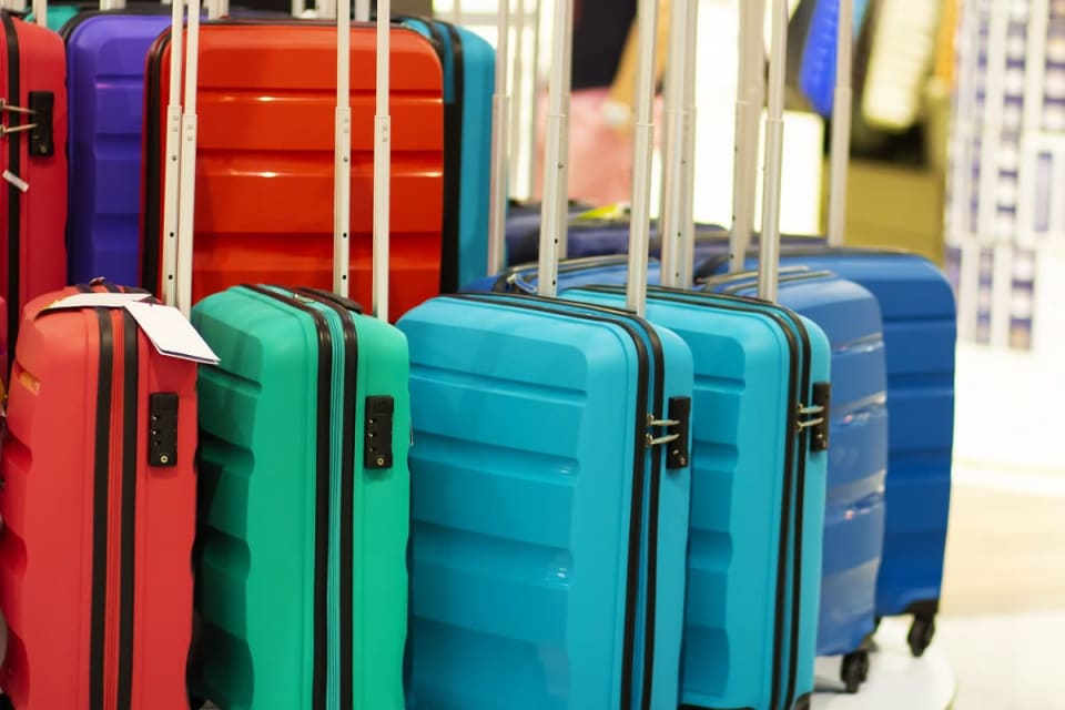 10 Rekomendasi Merk Koper Hardcase Terbaik di Indonesia 2020