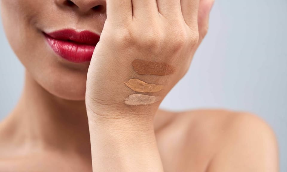 13 Review Foundation Full Coverage Terbaik 2024