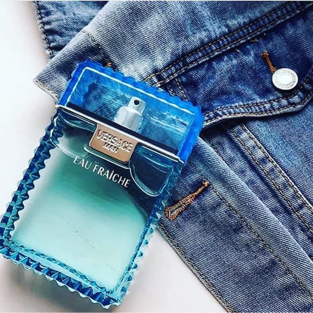 Best Versace Eau Fraiche Eau De Toilette Price & Reviews in Malaysia 2023