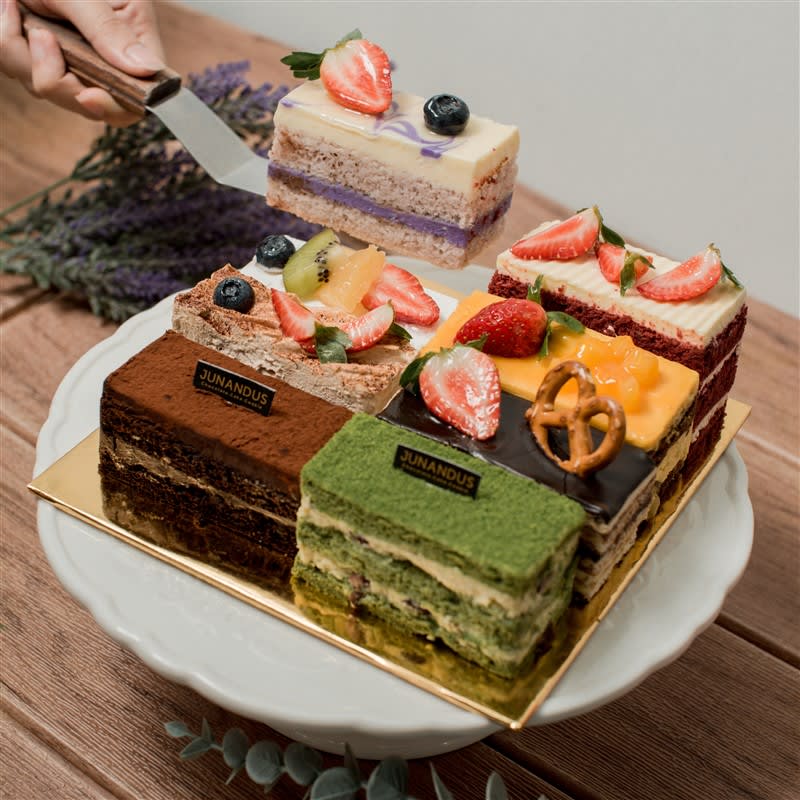 11 Best Cake Delivery Services In Kl Pj 2021 Order Cake Online