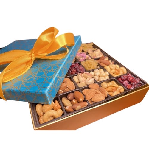 Best Mixed Nuts, Dried Fruit, Dates and Kurma Deepavali Gift Box Price