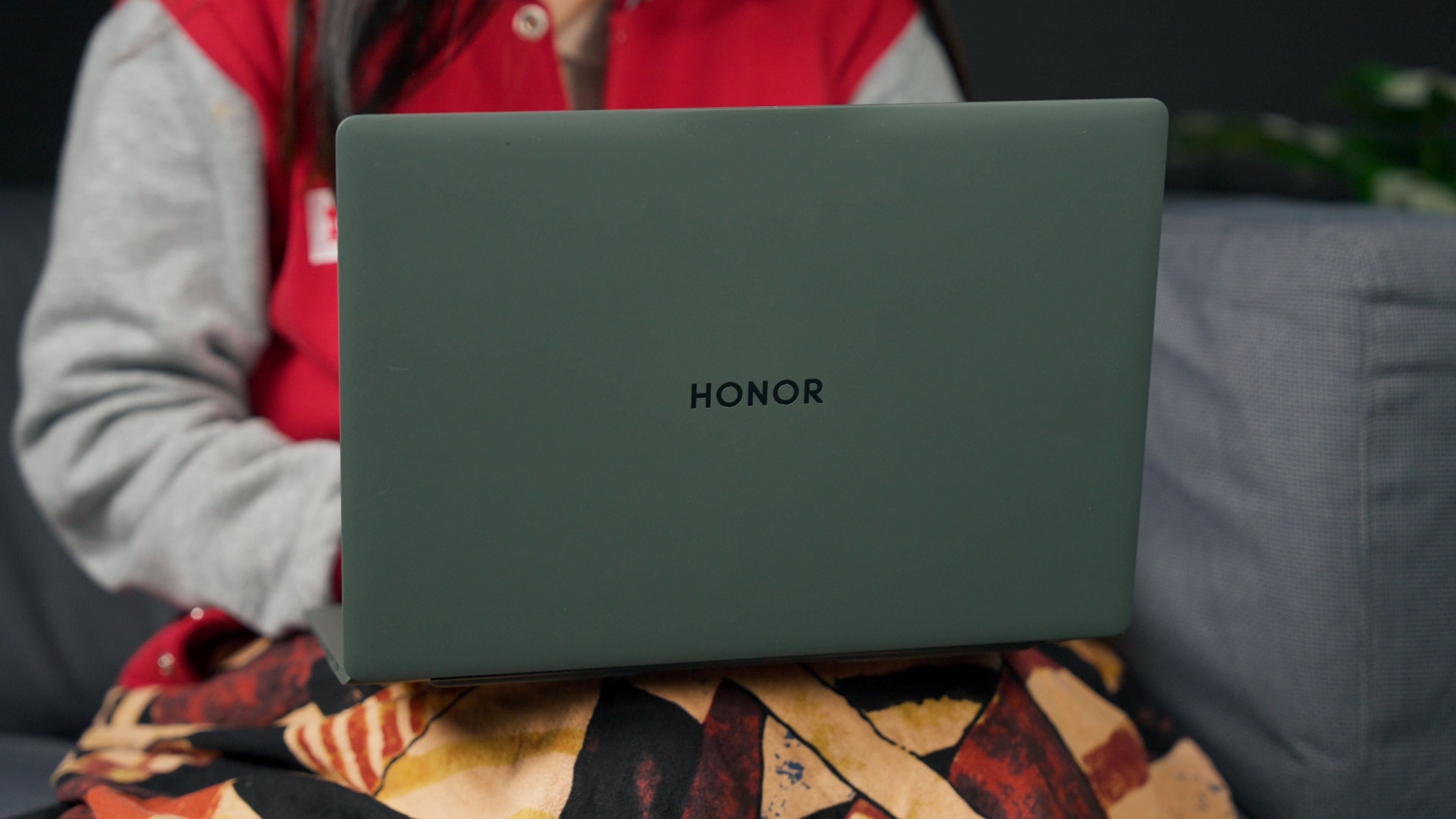 HONOR MagicBook Art 14 Review Malaysia