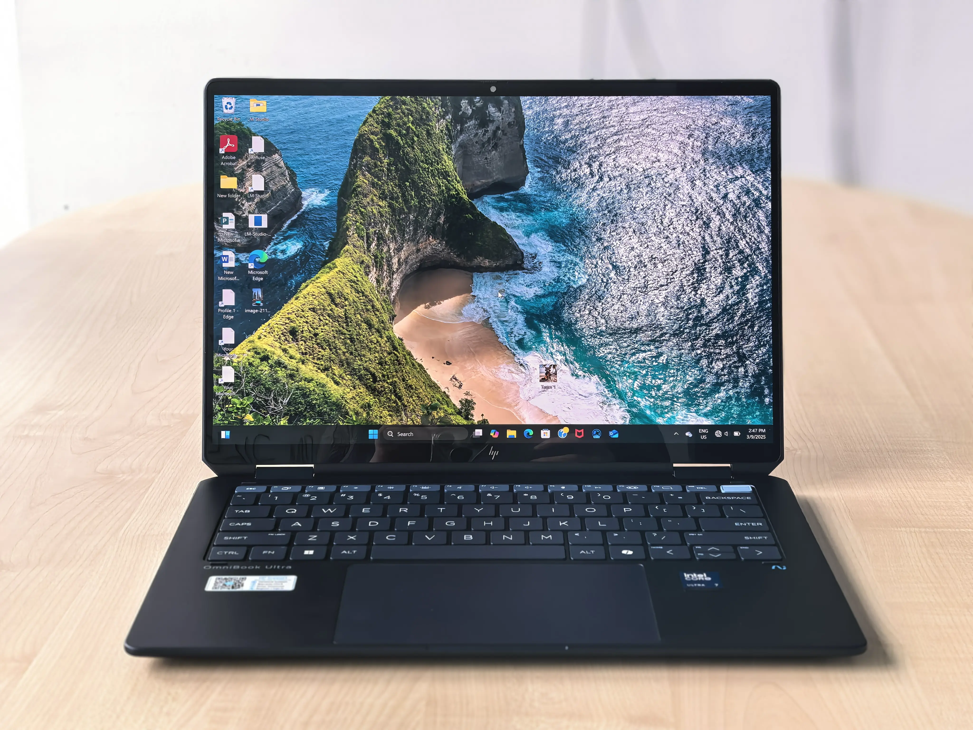 hp-omnibook-ultra-flip-14-first-impression-2.webp