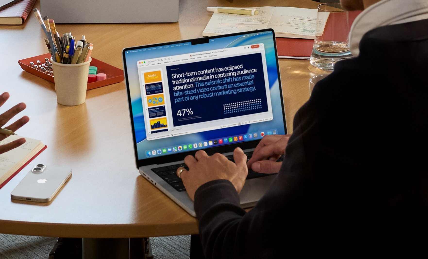 apple-macbook-pro-14in-m5-price-malaysia-2.jpg