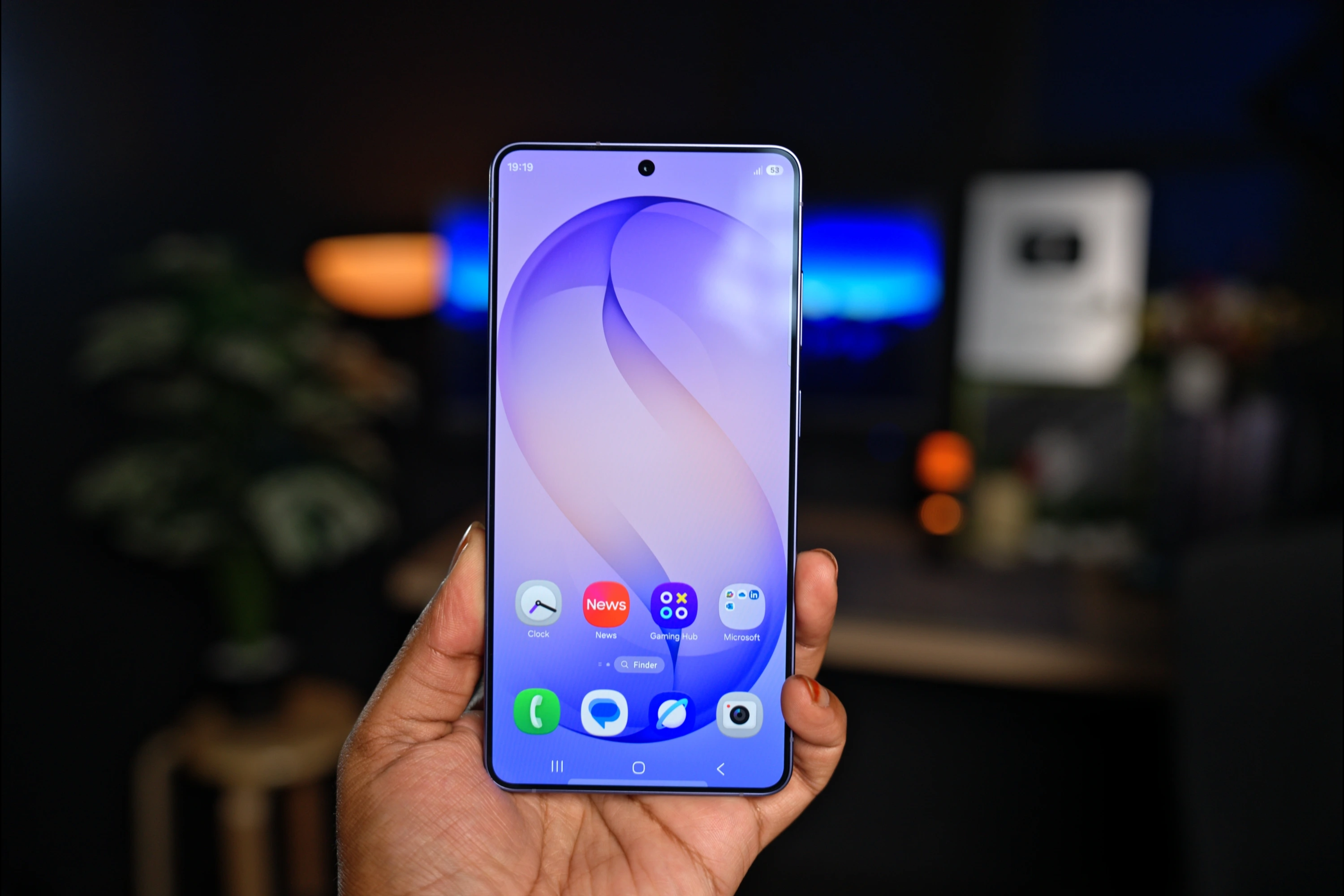 Hand holding the Samsung Galaxy S26 Ultra