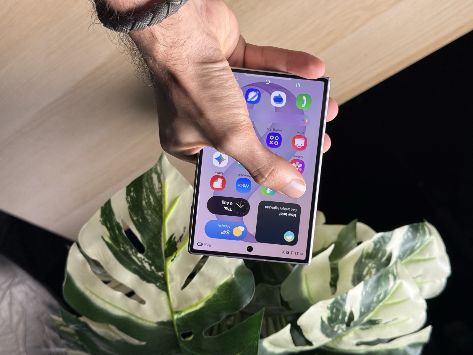 Galaxy Z Fold8 folded, held one handed, cover screen on