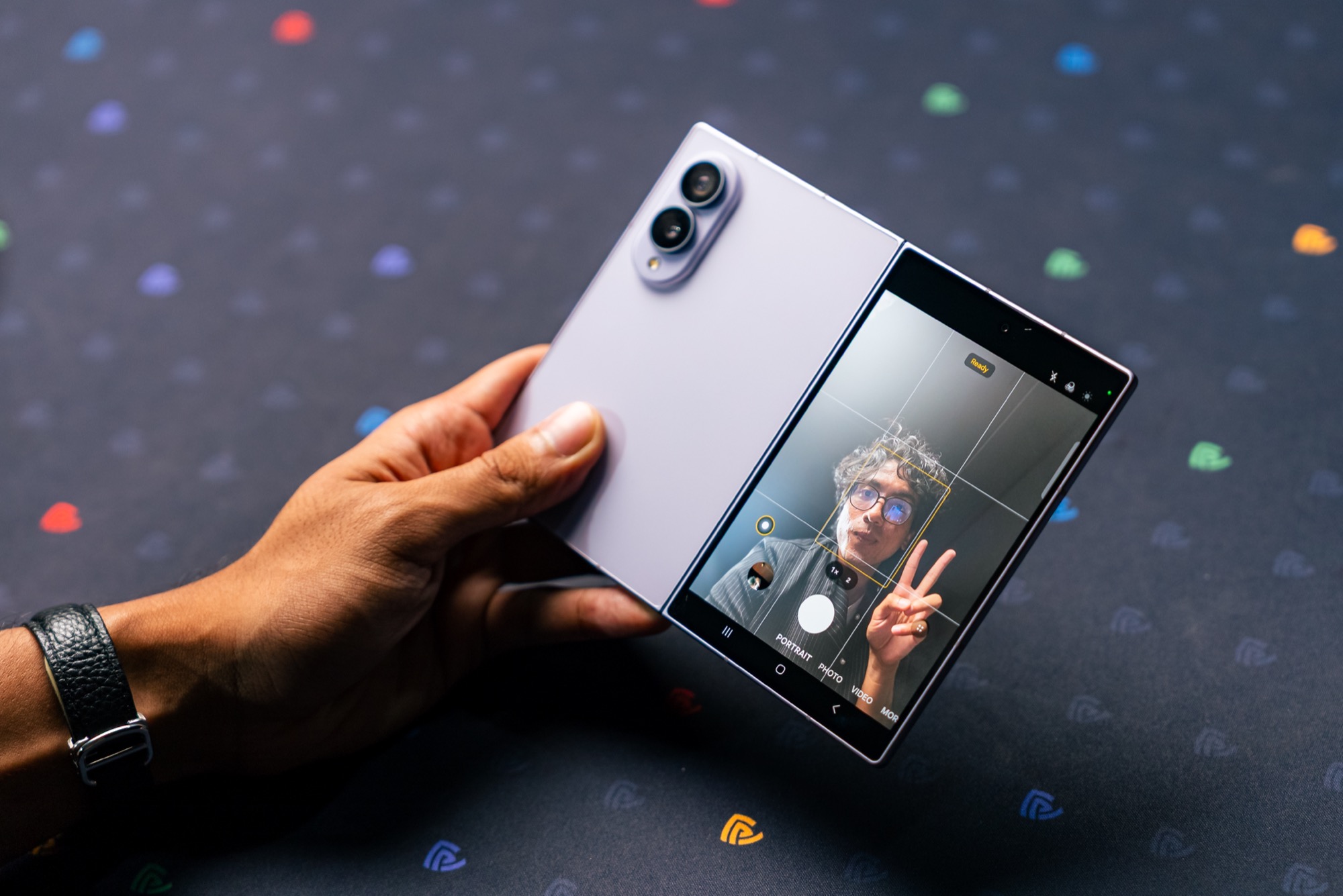 Shooting a portrait on the Galaxy Z Fold8