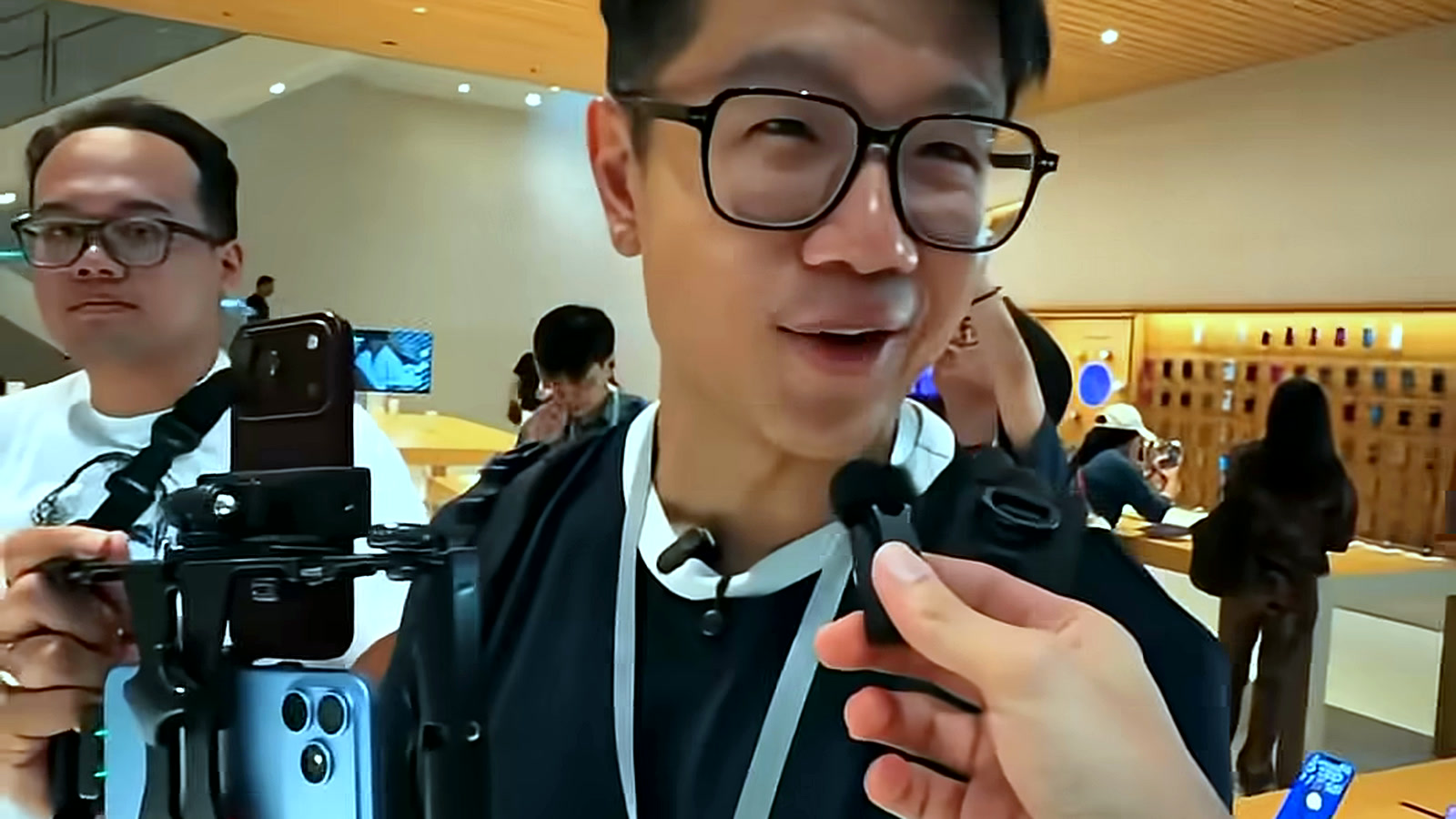iPhone 18 Pro Launch Day in Malaysia: Burgundy Wins by Far