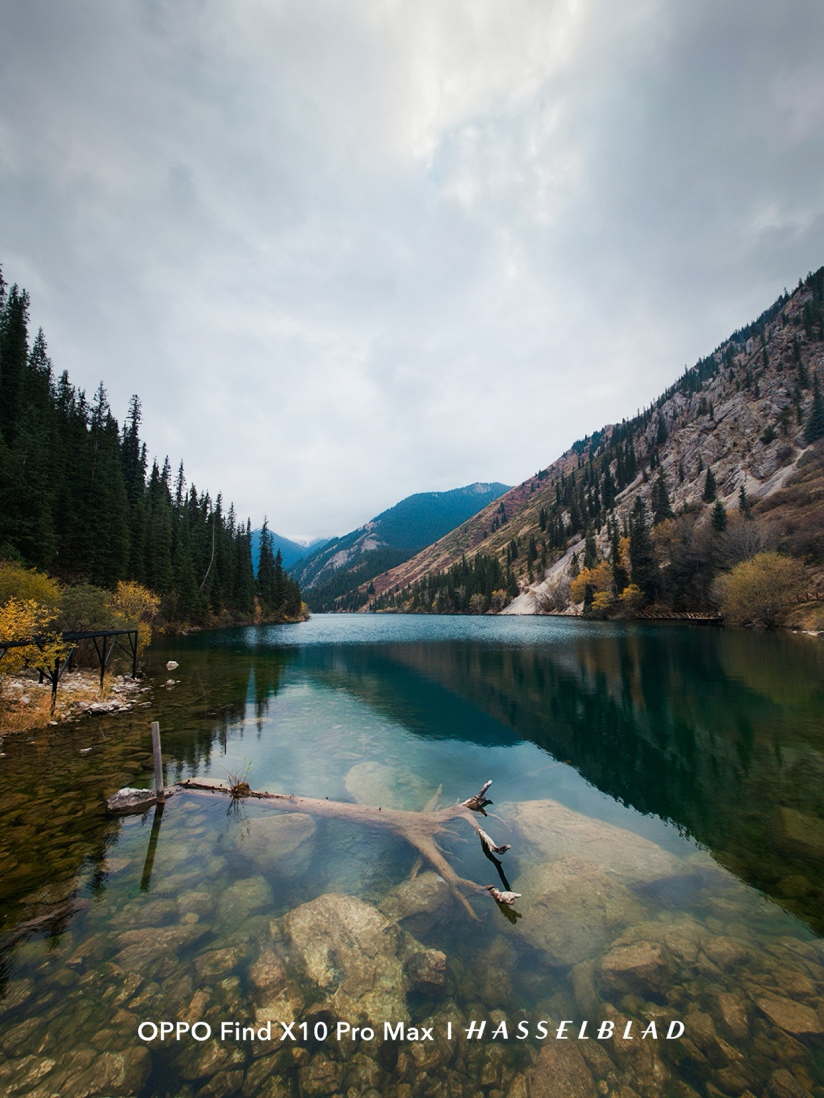 Mountain lake in Kazakhstan shot in Master Mode on the OPPO Find X10 Pro Max