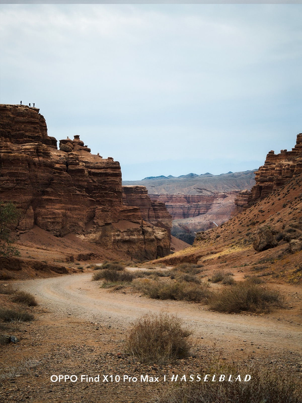Red rock canyon in Kazakhstan shot in Master Mode on the OPPO Find X10 Pro Max