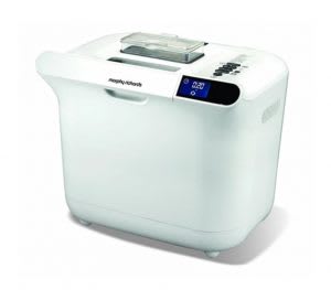 Best bread maker with a reliable fruit and nut dispenser