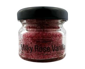 Natural and organic lip scrub for discoloured lips