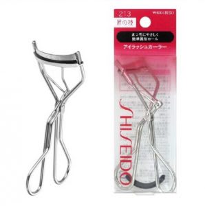 Best eyelash curler for small eyes