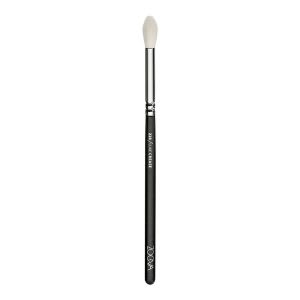 Best eyeshadow brush for blending and crease