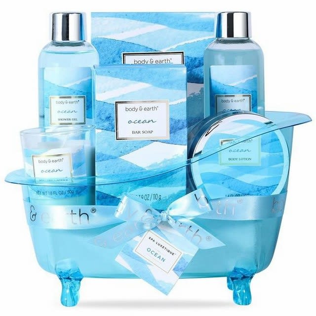 Body & Earth Home Bath Spa Kit Gift Set - Ocean
