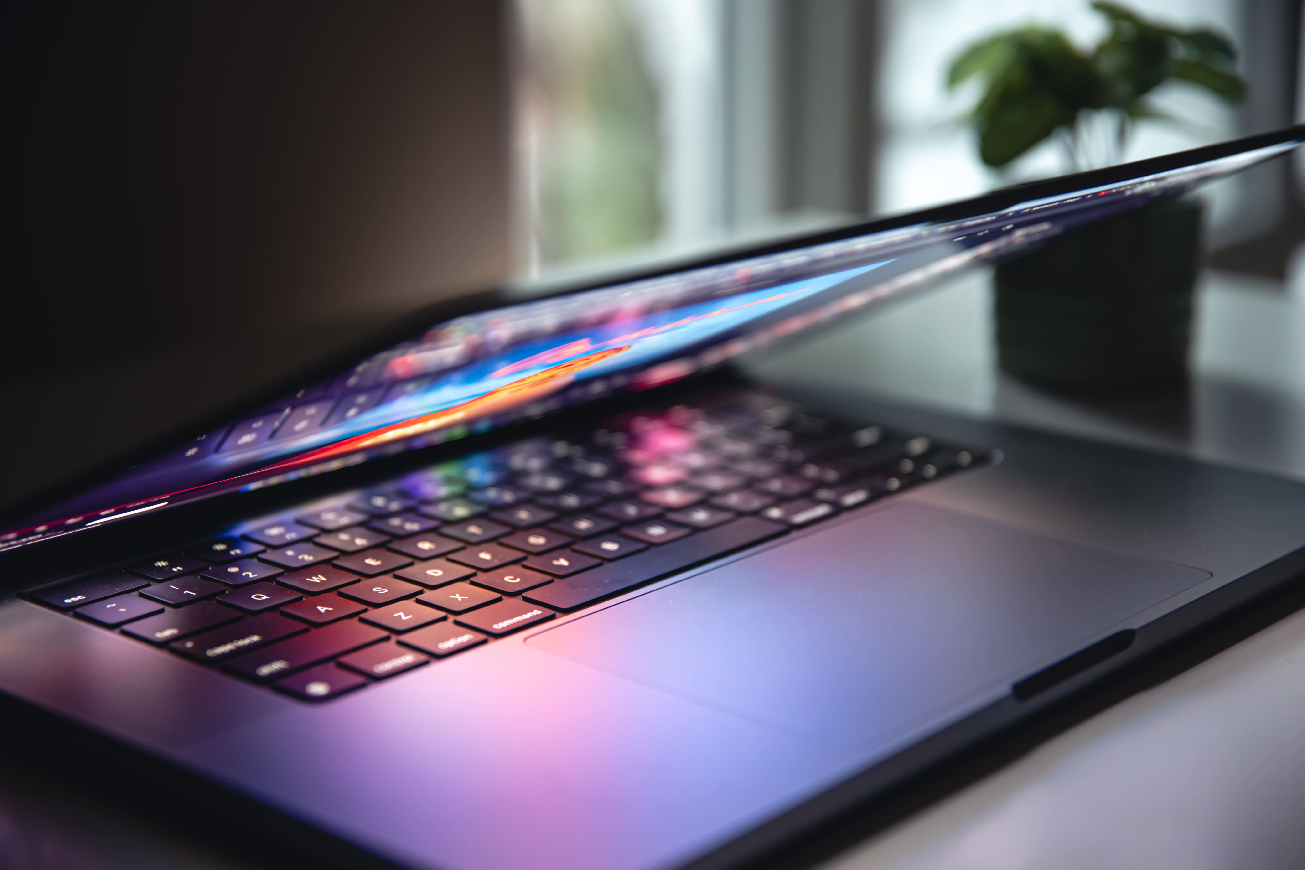 laptop terbaik 2025