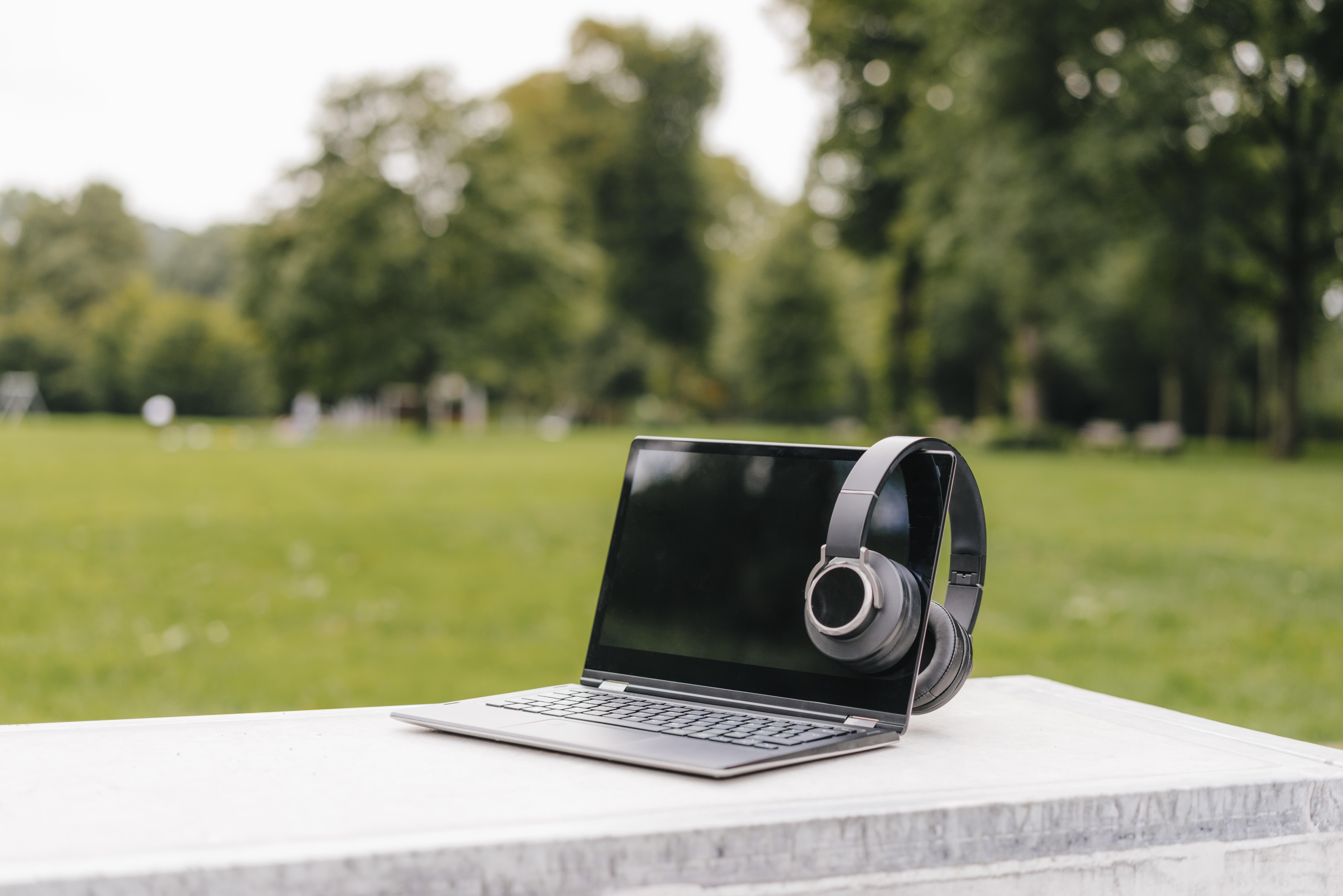 laptop terbaik student