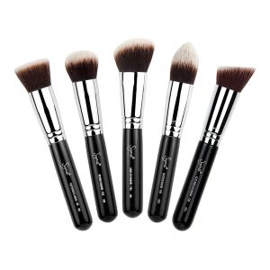 Kabuki makeup brush set