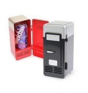 Desktop USB mini fridge