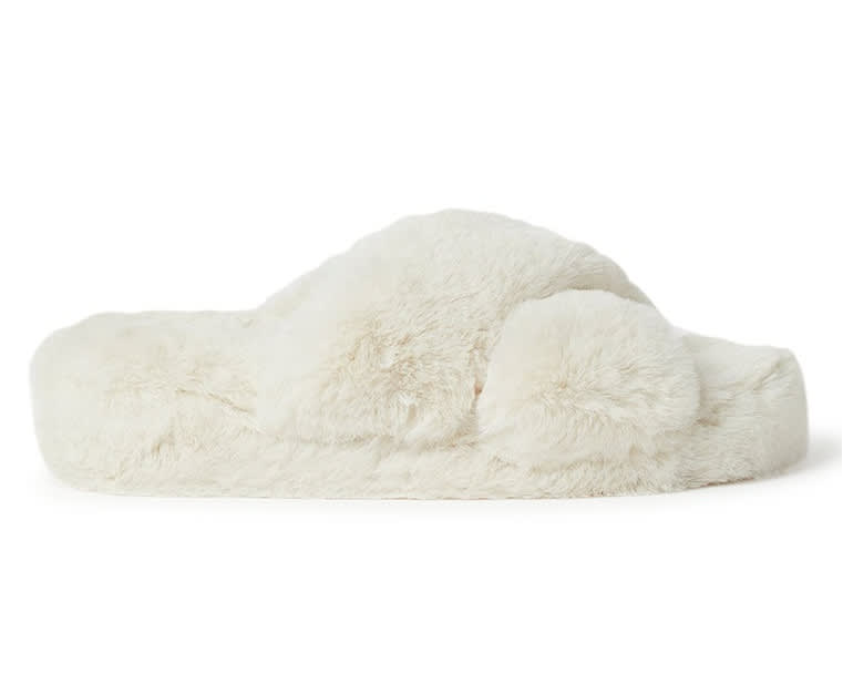 Best H&M Faux Fur Slippers Price & Reviews in Philippines 2024