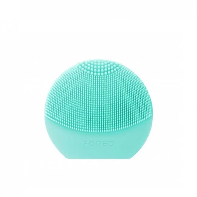 Foreo Luna Facial Cleansing Brush_1