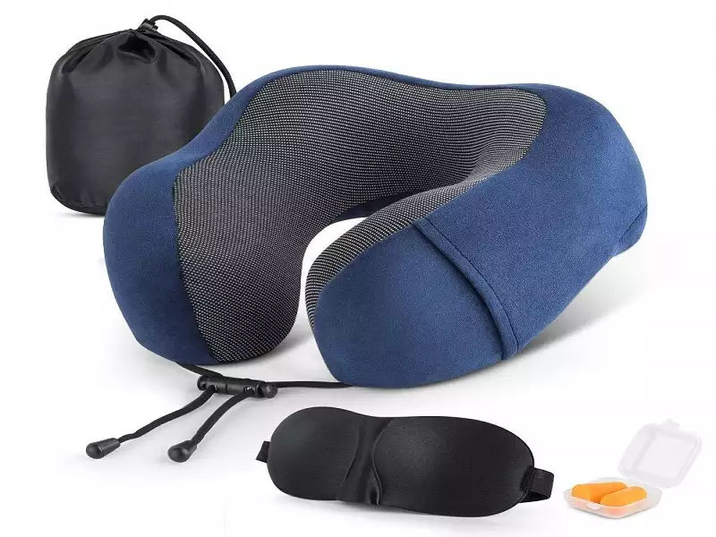 Neck Pillow With Eye Masks_1