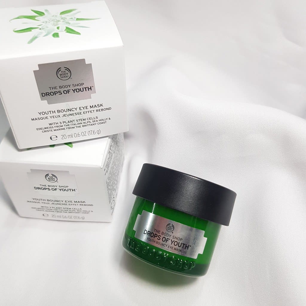 The Body Shop Drops of Youth Bouncy Eye Mask Harga & Review / Ulasan