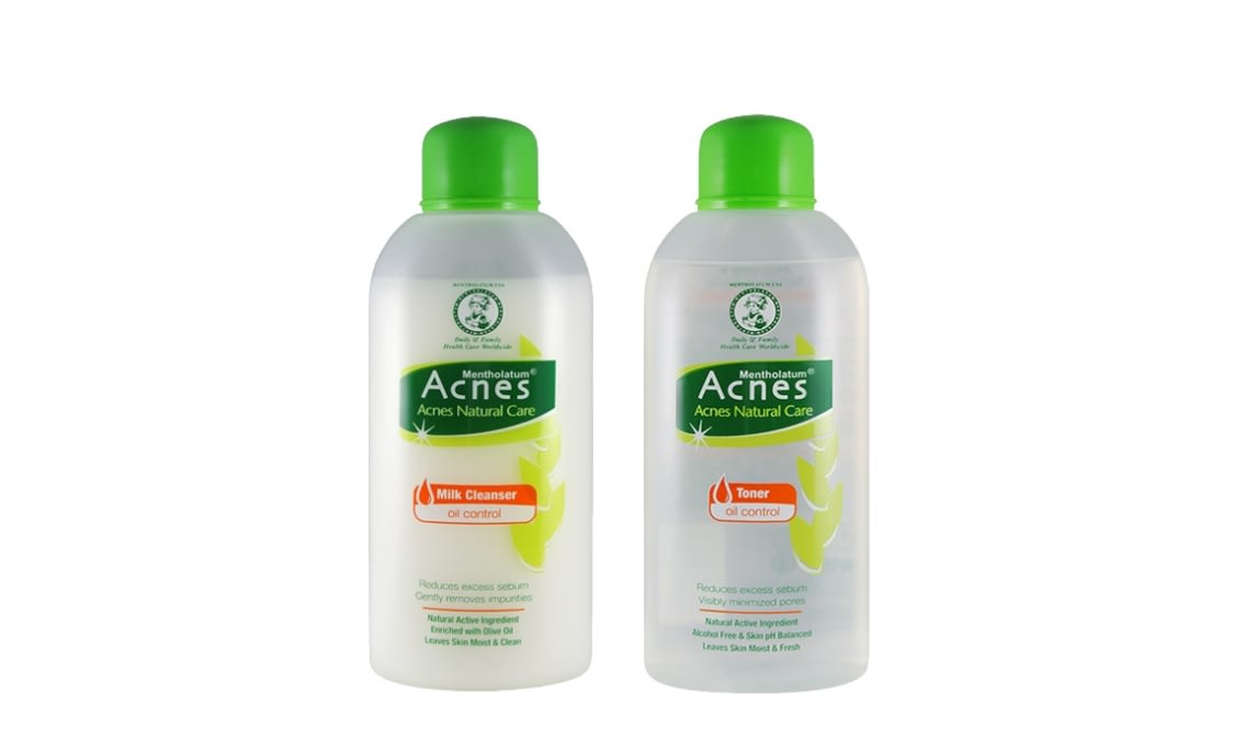 Acnes Natural Care Milk Cleanser Oil Control