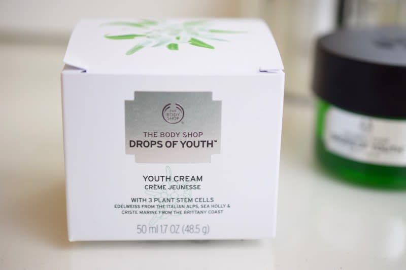 The Body Shop Drops of Youth Cream-4