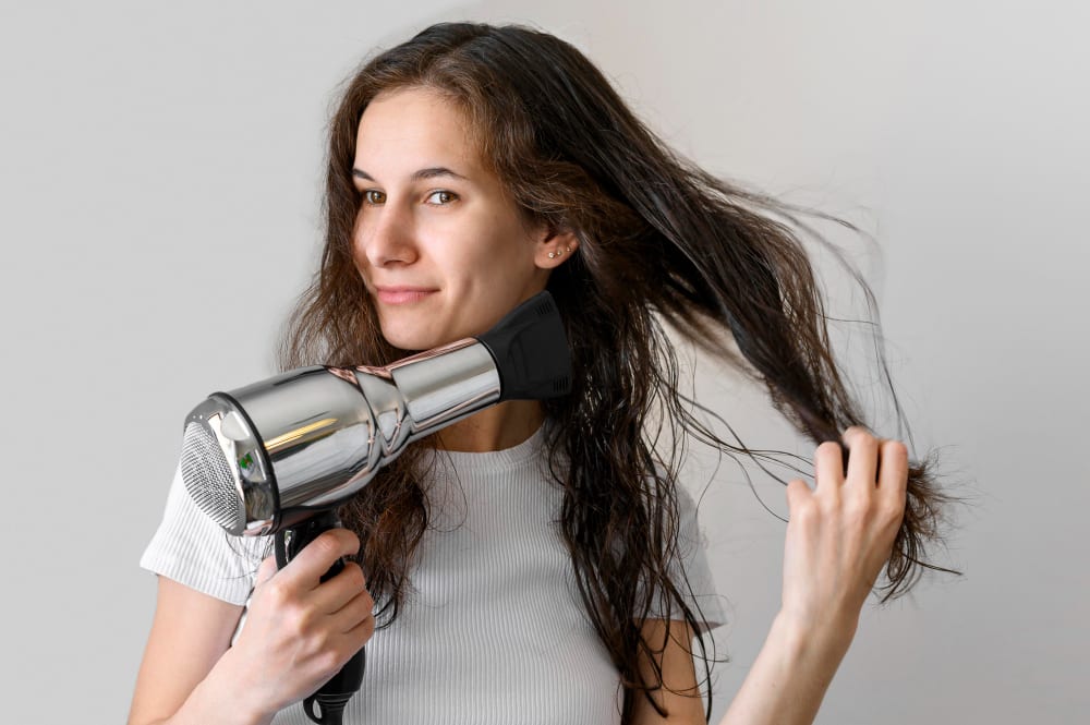 Как правильно сушить волосы феном как в салоне