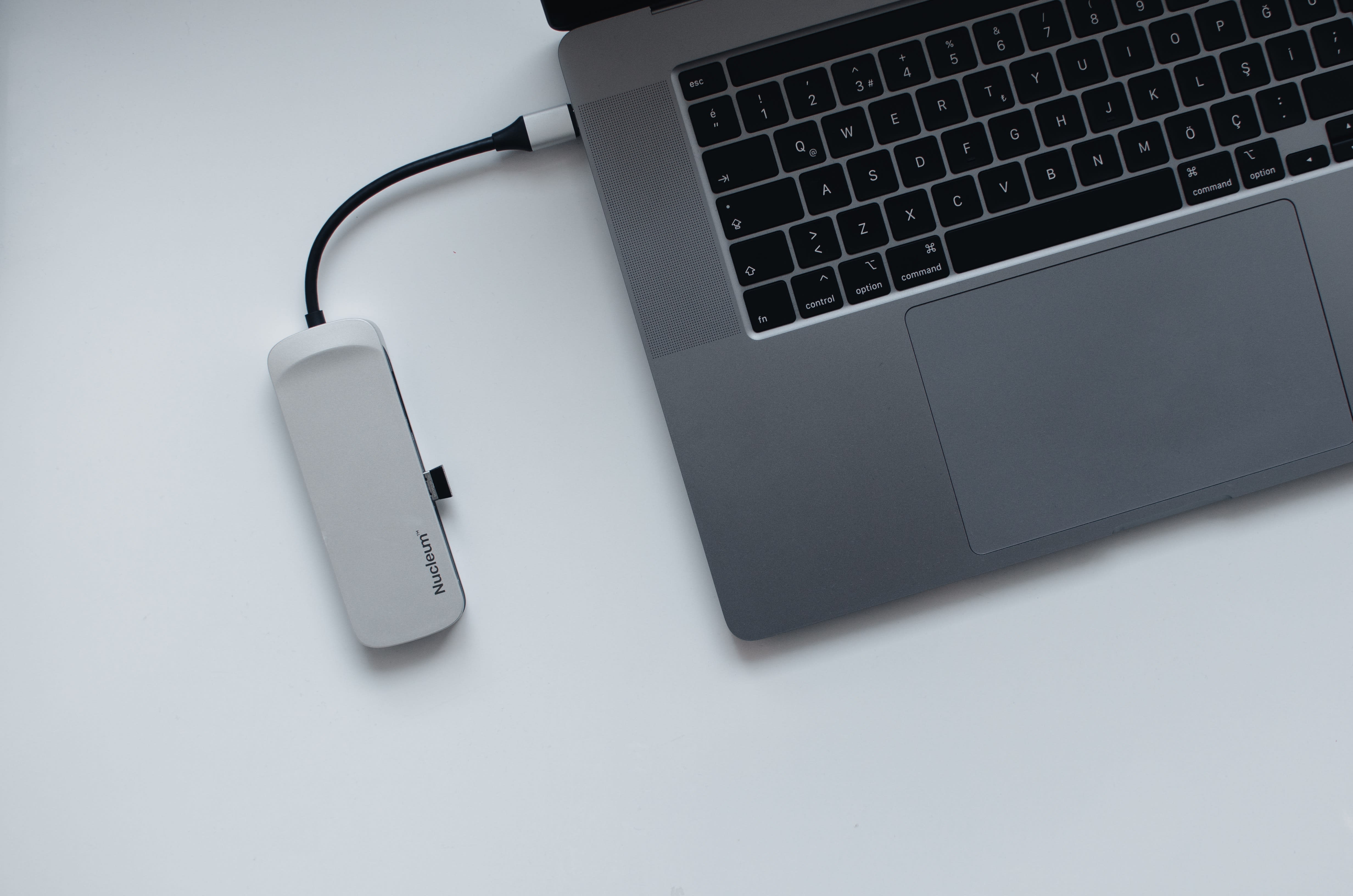 USB hub untuk MacBook