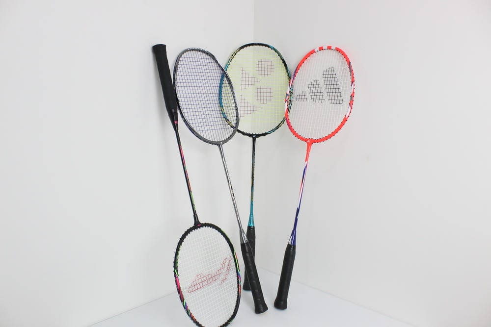 raket badminton terbaik