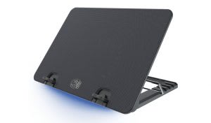 Pendingin laptop dengan empat port USB tambahan