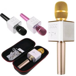Karaoke asik dengan mikrofon wireless