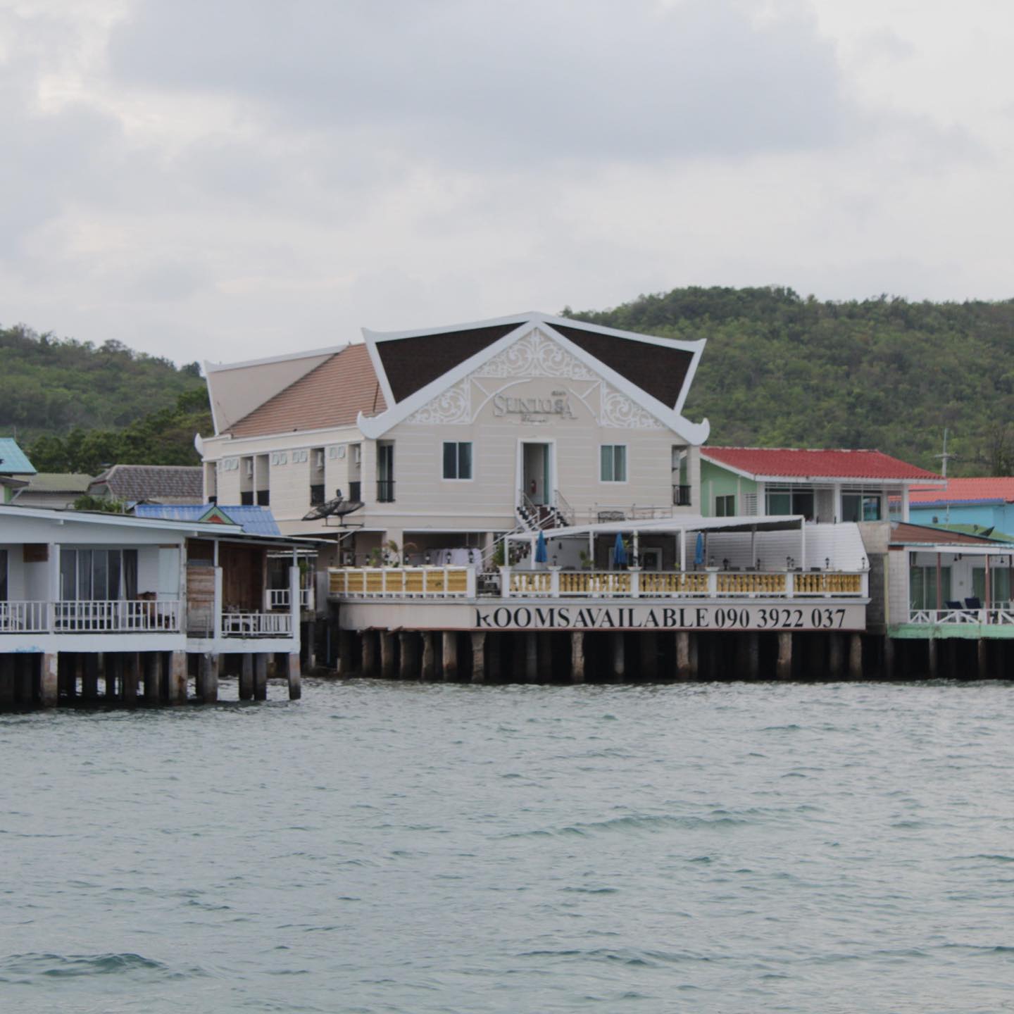 ที่พักเกาะล้าน ติดทะเล ซันโตซ่า รีสอร์ต เกาะล้าน