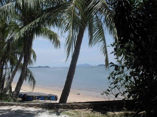 ที่เที่ยวระนอง หาดชาญดำริ