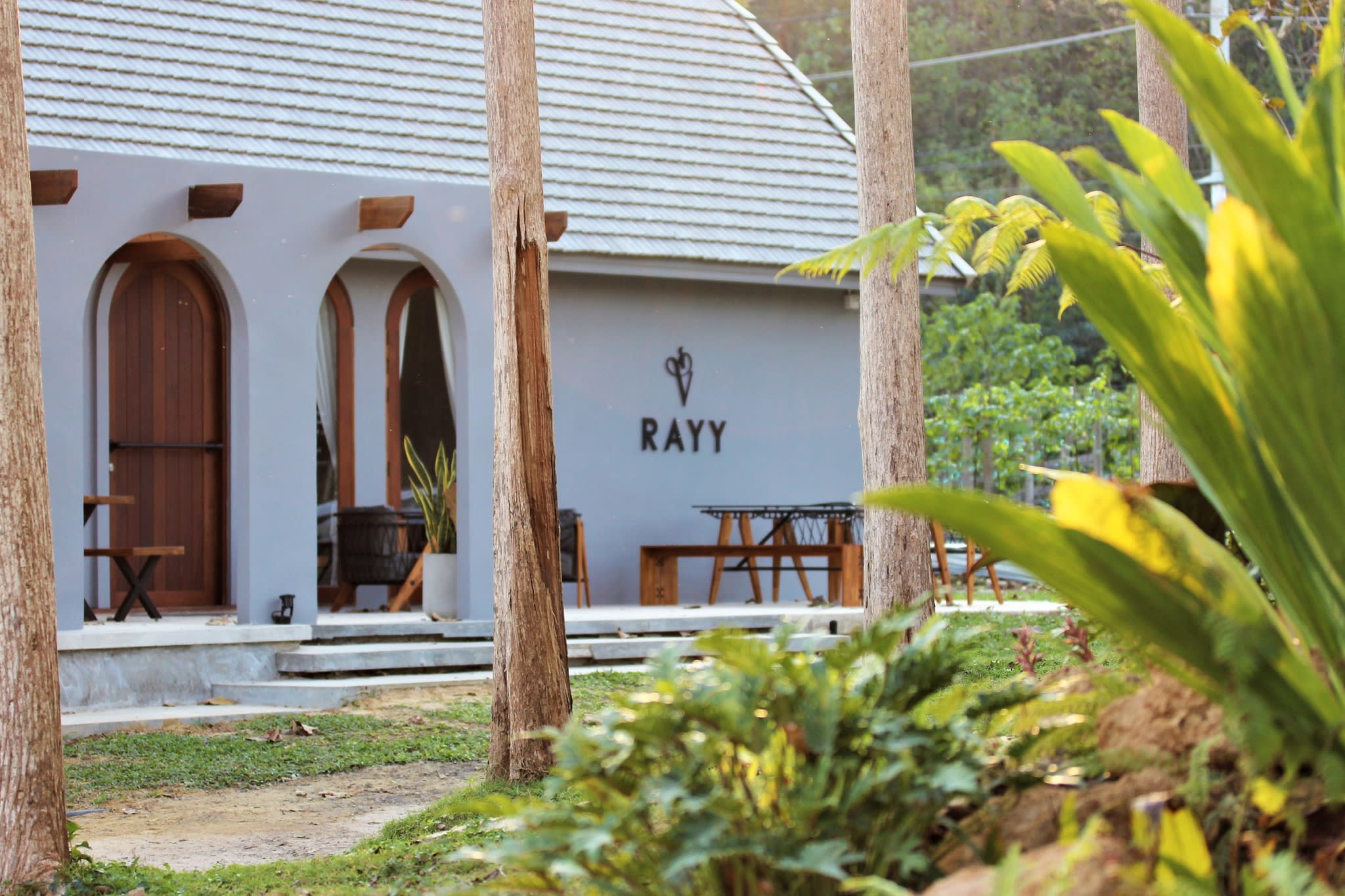 คาเฟ่มวกเหล็ก สระบุรี RAYY Cafe