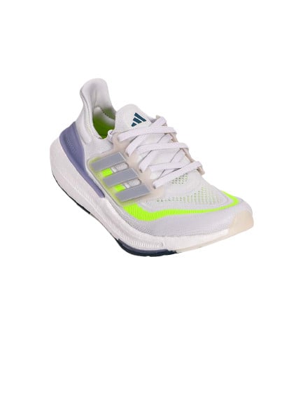 รองเท้าวิ่งผู้หญิง Adidas รุ่น Ultraboost Light