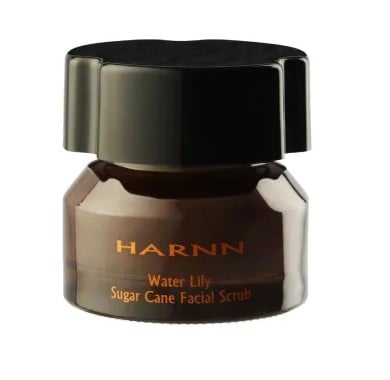 สครับผิวหน้าผู้ชาย Harnn Water Lily Sugar Cane Facial Scrub