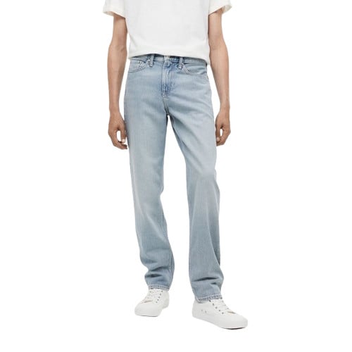 H&M รุ่น Man Straight Relaxed Jeans