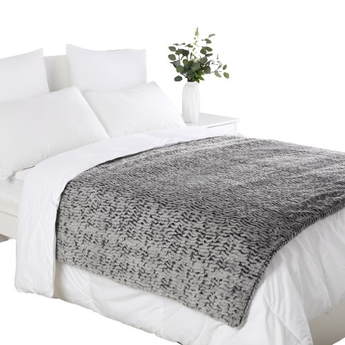 Dreamaker Luxury Faux Chinchilla Weighted Relaxing Simulated Blanket-1